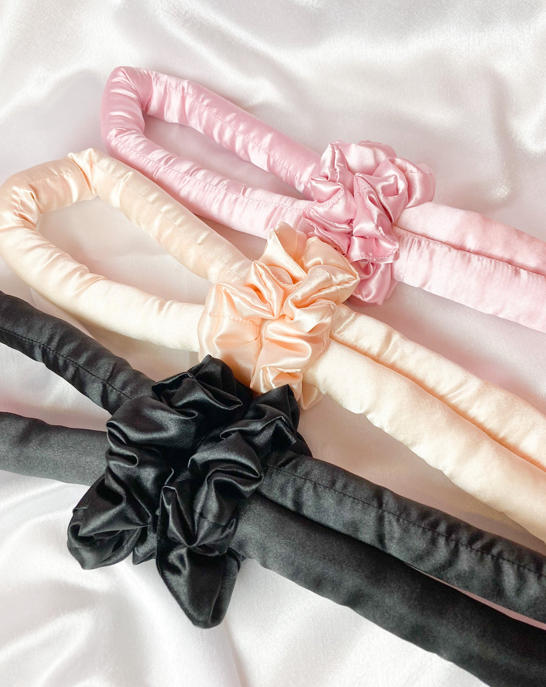 JET BLACK - SATIN HEATLESS CURLER (PREORDER)