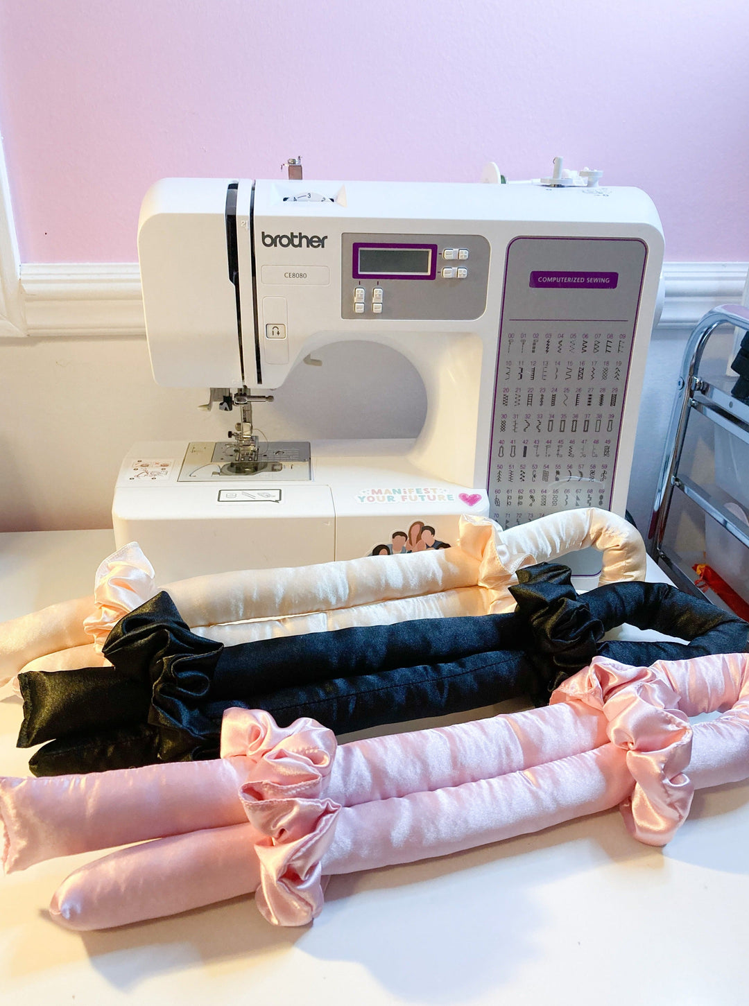BLUSH - SATIN HEATLESS CURLER (PREORDER)